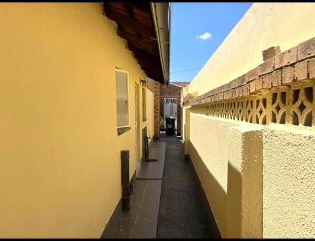 3 BEDROOM HOUSE FOR SALE IN DOBSONVILLE